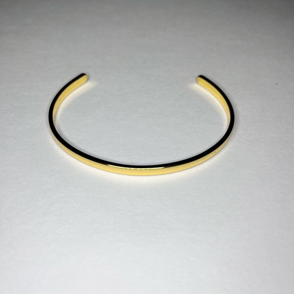 *BUNDLE* Gold Apple Watch Band + Gold Bracelet - Picture 5 of 6